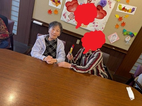 LINE_ALBUM_11月お誕生日会_251114_6