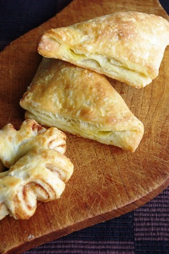 2012.03.22 curry puffs1