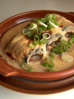 2008.03.17 aubergine rolls1
