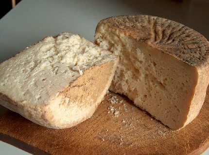 Olivo イタリアン サルディーニャ料理 Mind The Goat Cheese その後の London Boring