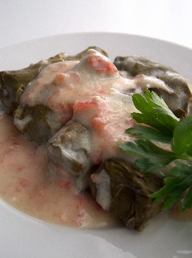dolmades with salt cod