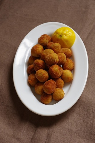 2023.04.26 tarama-stuffed fried olives