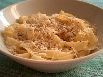 pasta with cheese & black pepper