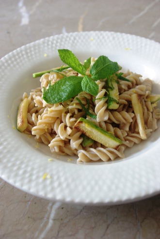 2016.08.14 whole wheat pasta with tahini lemon sauce1