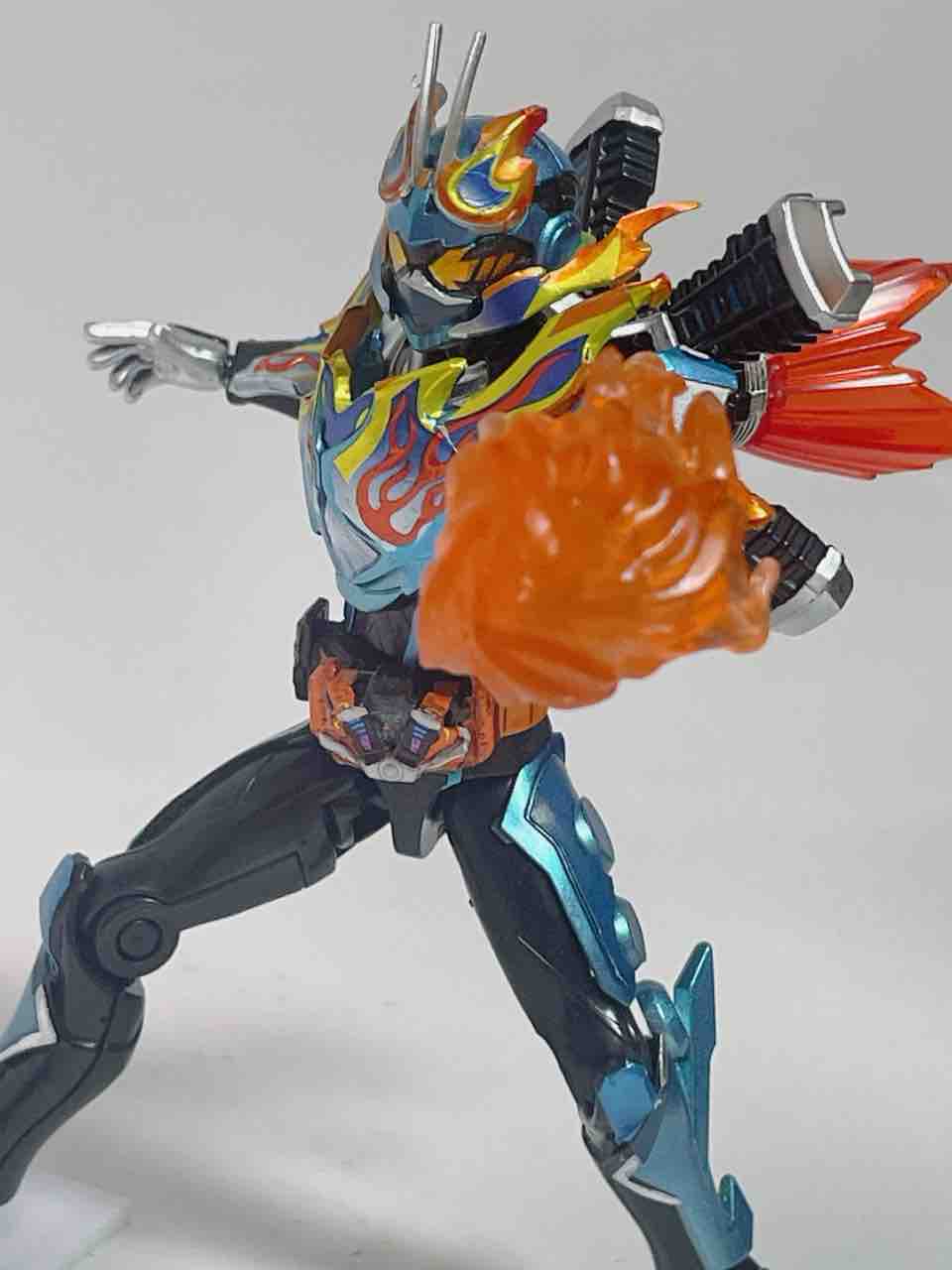 装動 仮面ライダーファイヤーガッチャード レビュー : けーはちの装動ブログ