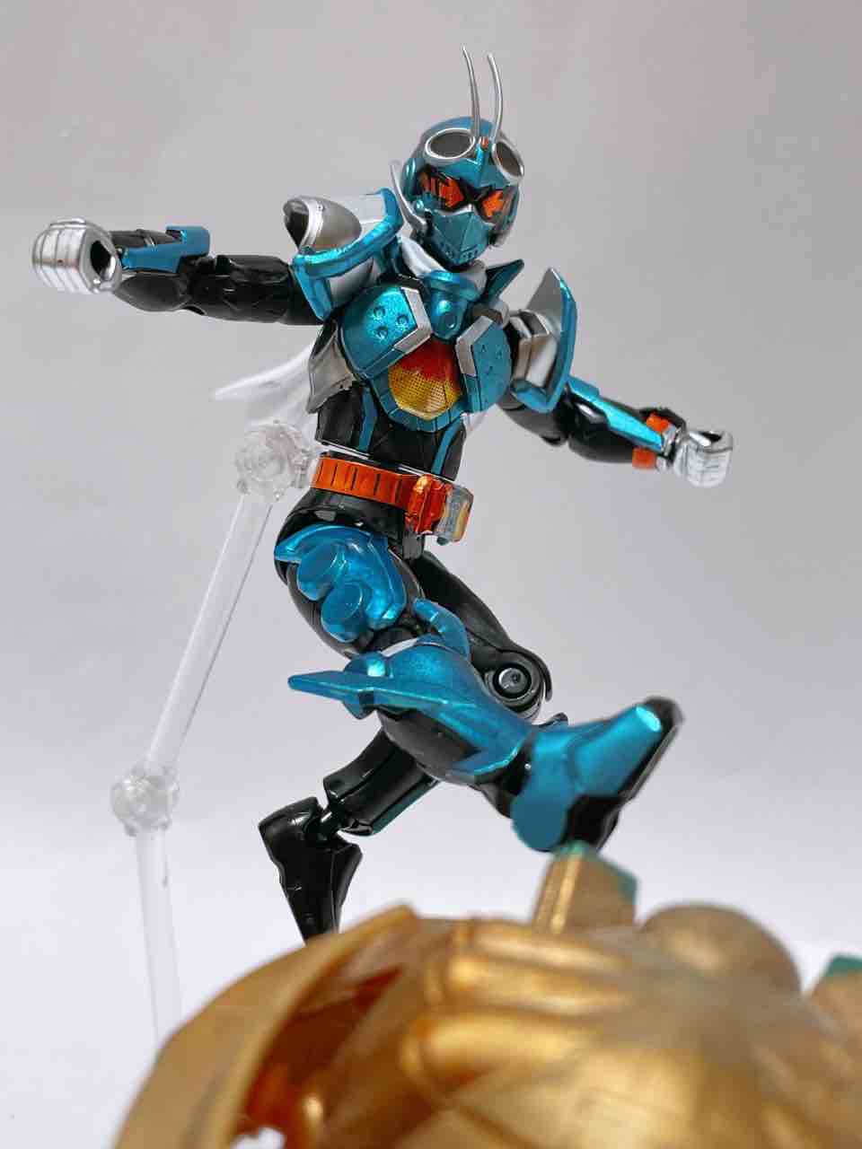 装動 仮面ライダーガッチャード レビュー : けーはちの装動ブログ