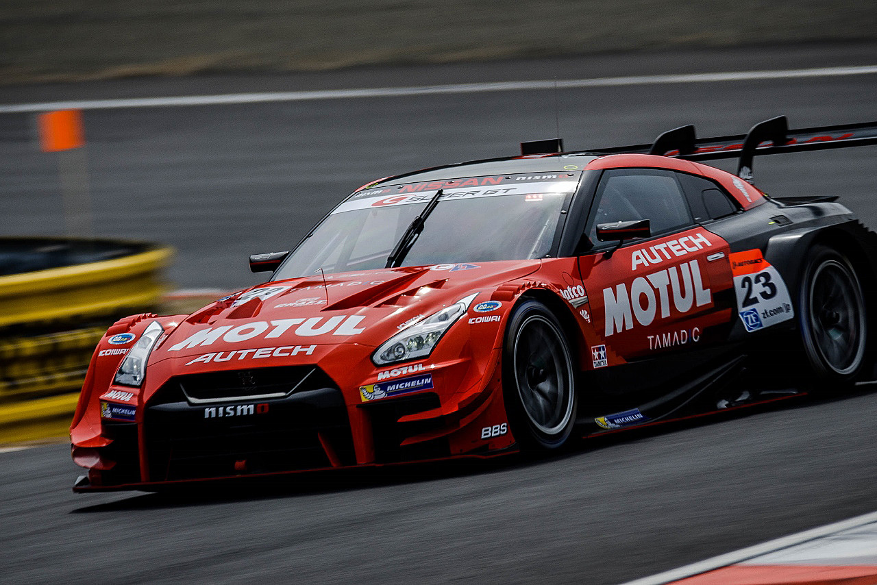 スーパーgt公式テスト17 岡山国際サーキット 燃えろ Hdr スーパーgt公式テスト17 岡山国際サーキット 燃えろ Hdr