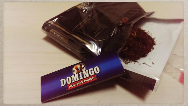 シャグレビュー ドミンゴブラック Domingo Black てまきたばこのあるせいかつ シャグレビュー ドミンゴブラック Domingo Black てまきたばこのあるせいかつ