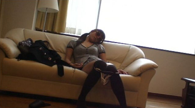 サングラスをしたお姉さんがナイスバディだったので腹射してみた 4