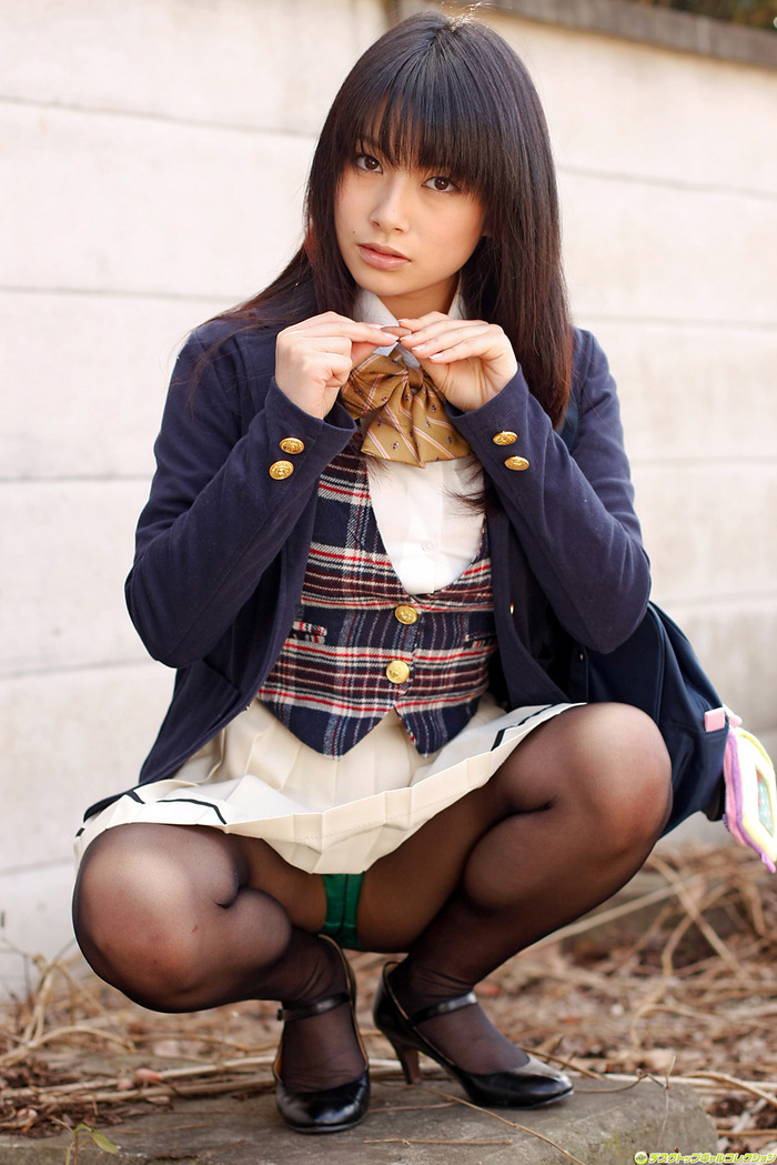 【美少女が現れる季節・・・】春野恵の着エロ画像集 2