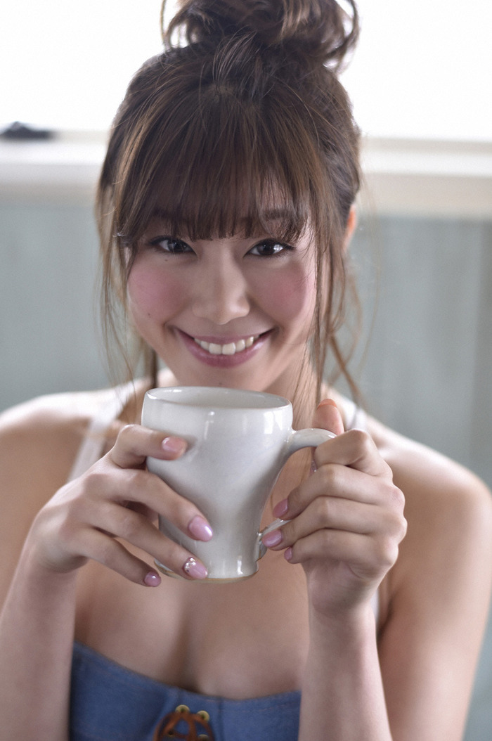 【神編集】神スイング・稲村亜美の紐パン姿でいいのかこれww