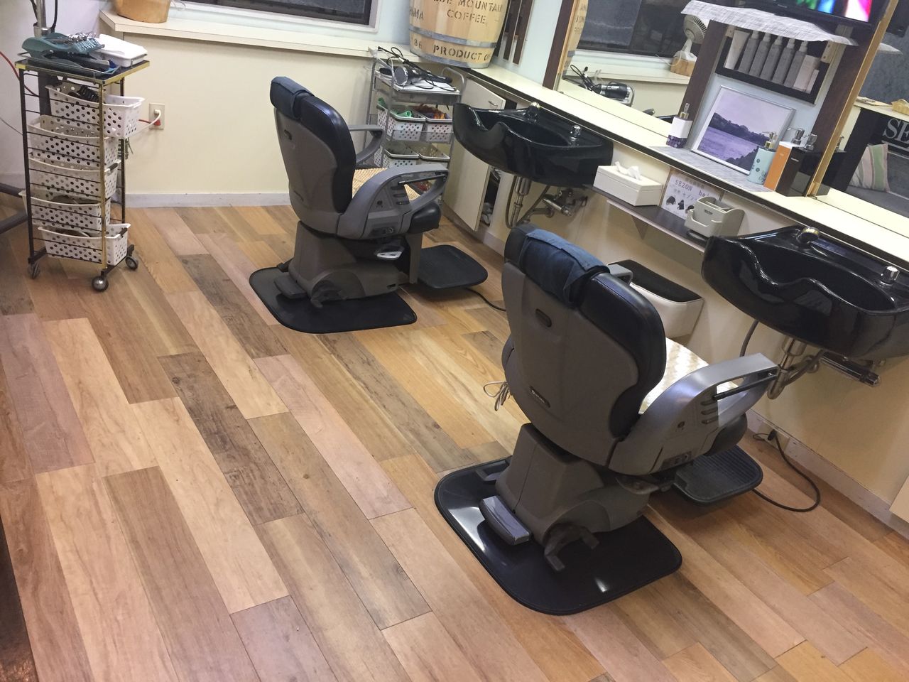 男性美容室 SEZON hair 店内 The shop 男性美容室 SEZON hair 店内 The shop