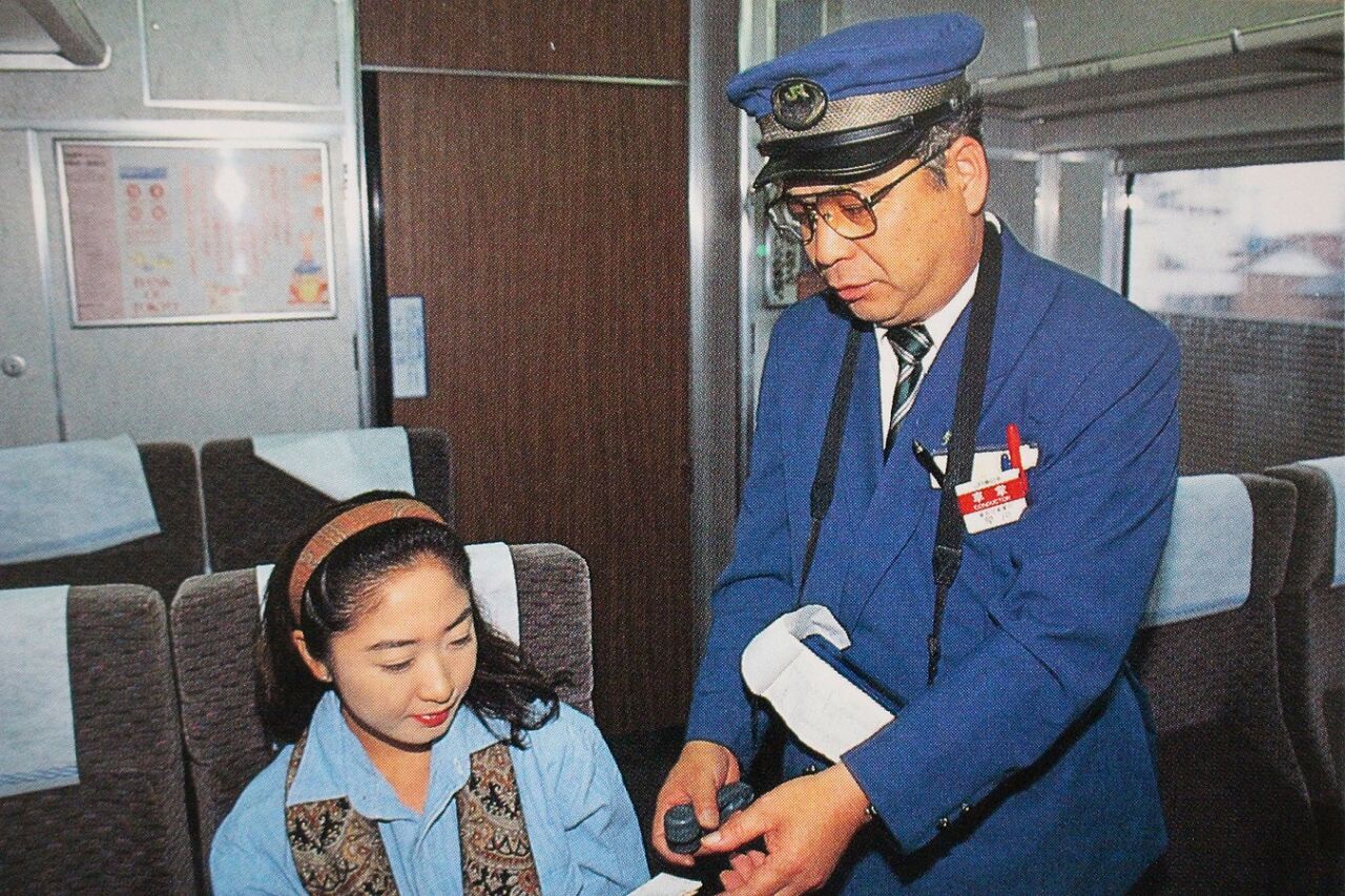 JR東日本 運転士 車掌 駅員 乗務員 部品 コスプレ ワイシャツ