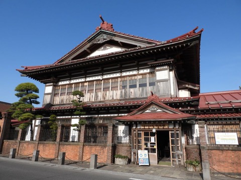 斜陽館
