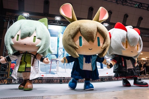 6AC16E33-5062-471B-89D7-555D2B9B496F