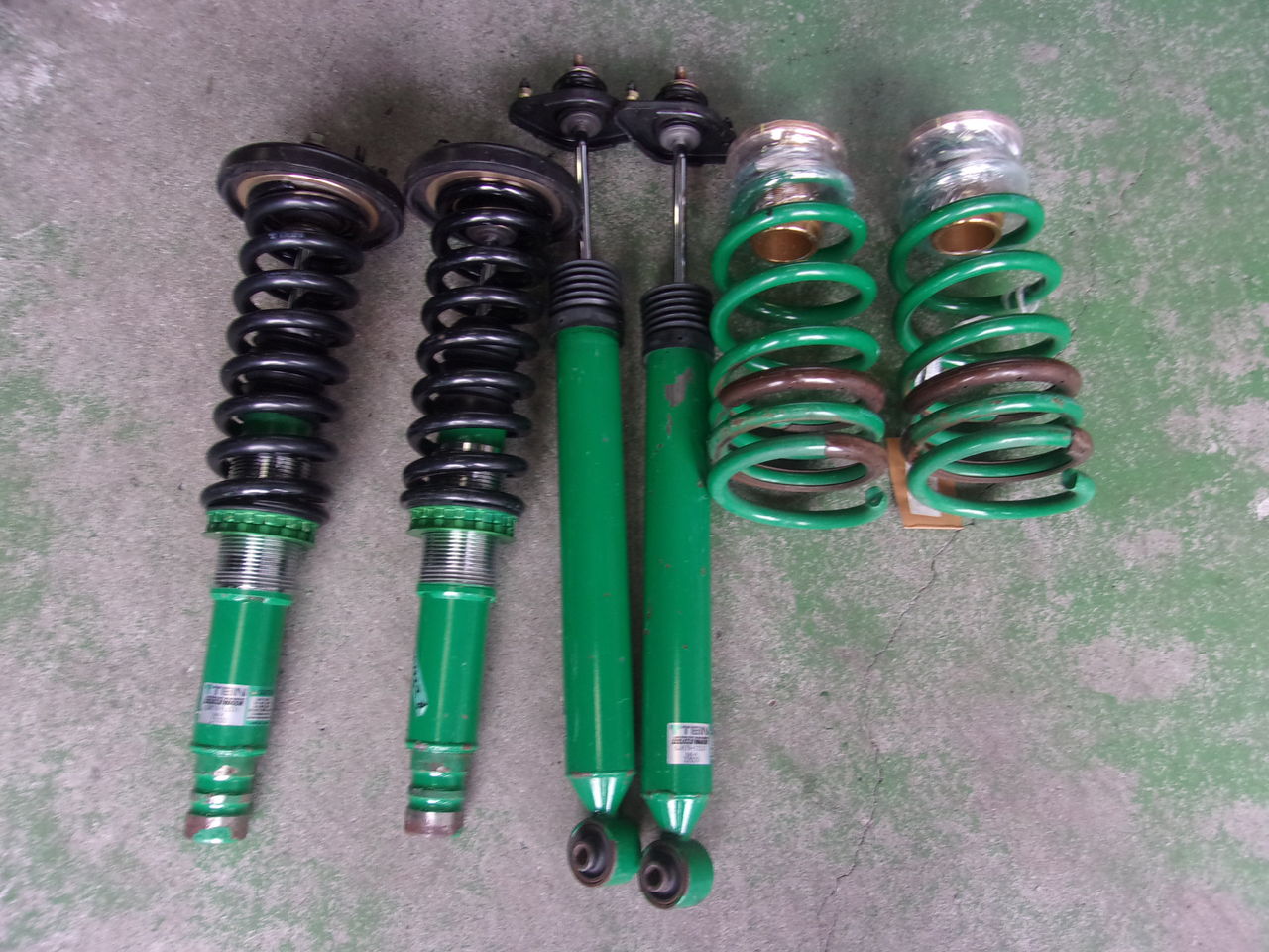 持ち込み 車高調 取付 オデッセイ サスペンション交換 Shaftのブログ 春日井市 タイヤ交換 名古屋市 サス交換 持ち込み 豊山町 愛知県 小牧市 尾張旭市 サスペンション交換 一宮市 愛知県