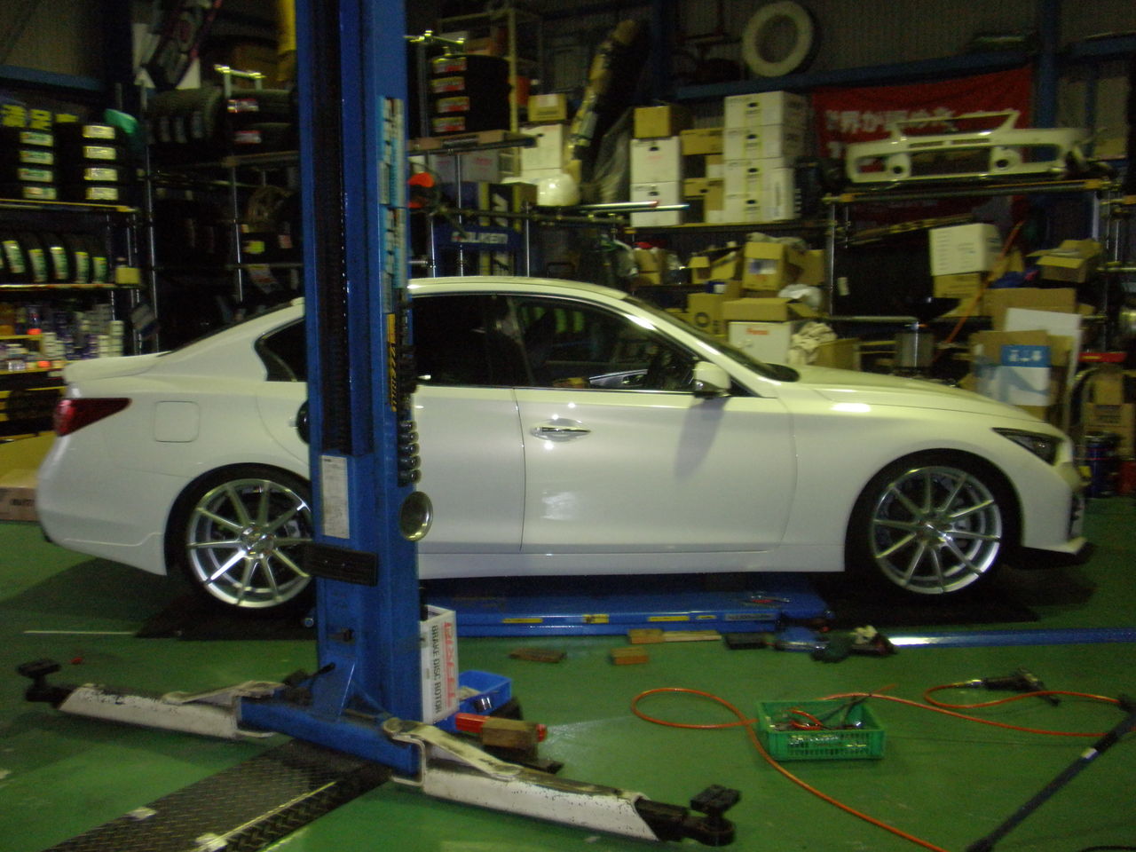 持ち込み 車高調 取り付け V37 スカイライン Shaftのブログ 春日井市 タイヤ交換 名古屋市 サス交換 持ち込み 豊山町 愛知県 小牧市 尾張旭市 サスペンション交換 一宮市 愛知県