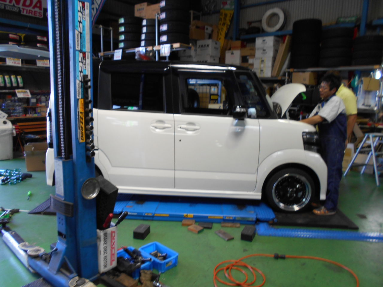 持ち込み サスペンション交換 N Box Shaftのブログ 春日井市 タイヤ交換 名古屋市 サス交換 持ち込み 豊山町 愛知県 小牧市 尾張旭市 サスペンション交換 一宮市 愛知県