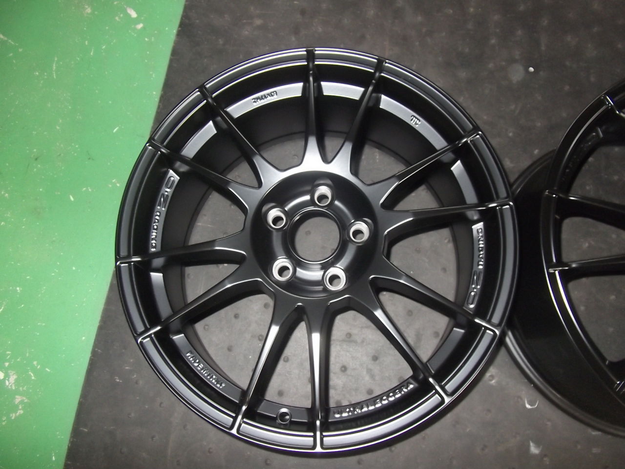 OZ製 ルノー純正ルーテシア○15×7J +43 4H PCD100 中古ホイール4