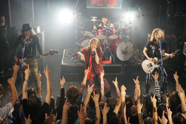 16 06 19 Sun 目黒 鹿鳴館 Earthshaker Staff Blog 16 06 19 Sun 目黒 鹿鳴館 Earthshaker Staff Blog