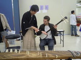 日本語学校語学留学生の祭典和楽器ブース3