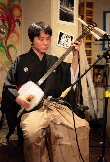 三味線弾き