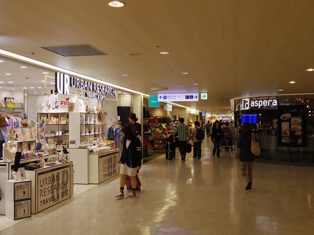 成田空港第一 会社員の海外１人旅