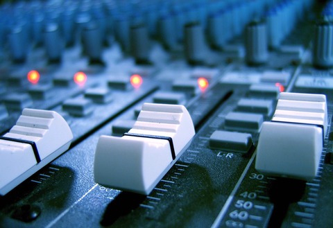 002_Music_2072x2105