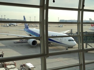 羽田発上海・虹橋空港行きの全日空NH1259便
