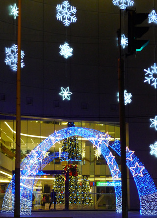 虹橋万都ビルの聖誕節(シェンタンジェ)ツリー