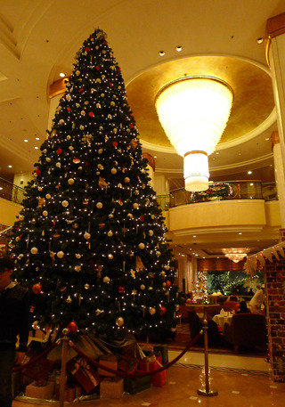 太平洋シェラトン虹橋ホテルの聖誕節(シェンタンジェ)ツリー