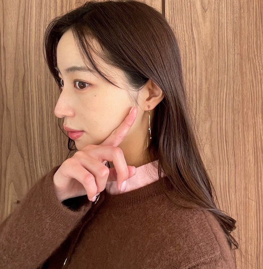【めざまし】林佑香 「見とれるほど尊い」「ナイスボディすぎる」「美脚の女王」 【セント】