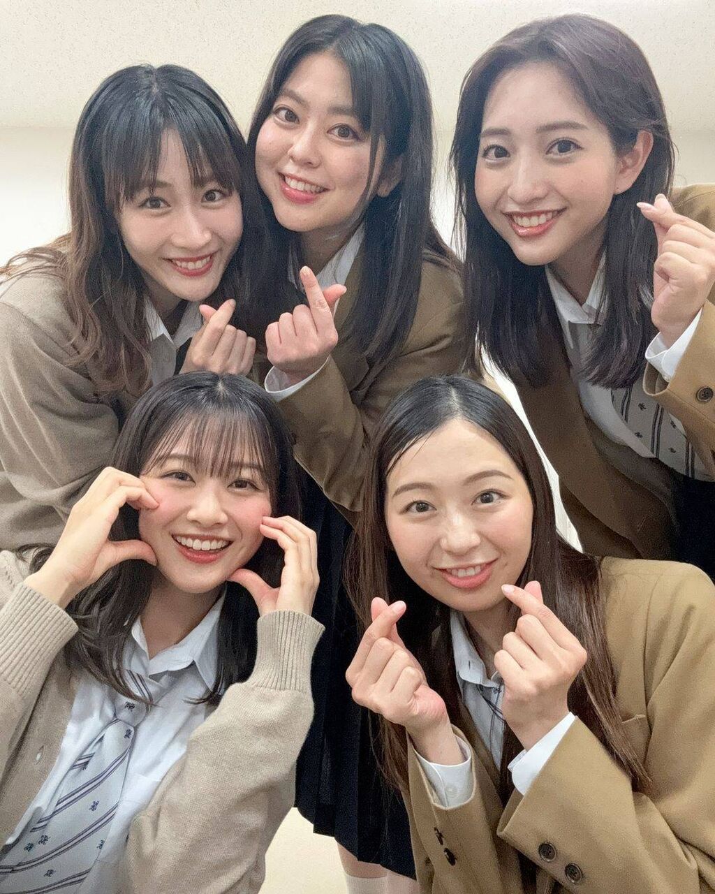 【フジ】岸本理沙  「いつもと違う！」雰囲気ガラリで生出演「見れるの最後かな…」ネット悲しみ【めざまし８　ぽかぽか 奇跡体験アンビリバボー】
