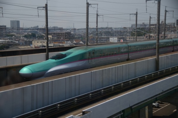153076e060cc6097110aef1c3bbc234e_s