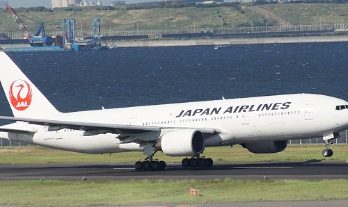 2014年8月、羽田空港C滑走路にて