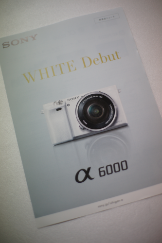 α6000(ILCE-6000)にホワイト(白)が追加