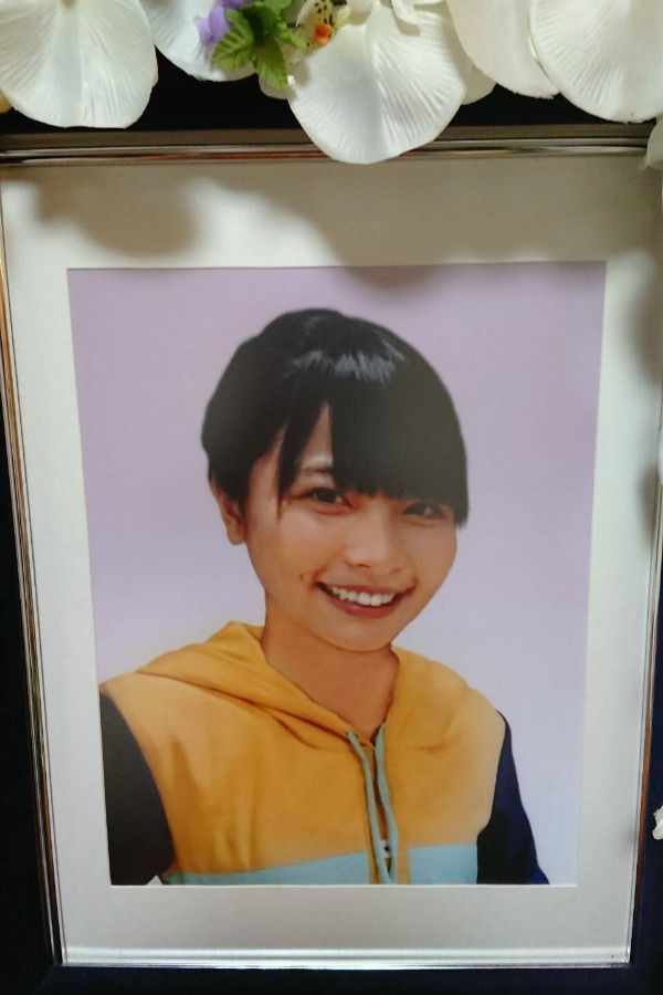 自殺した農業アイドル 愛の葉girls えのはがーるず の大本萌景さん 16 母は 娘の死を無かったことにしないで シェルショック