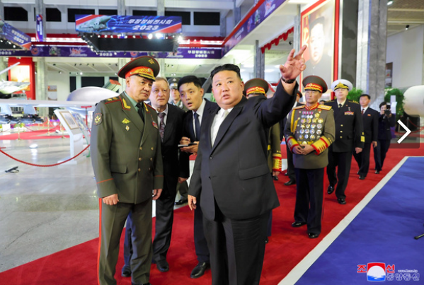 Shoigu and Kim Jong Un