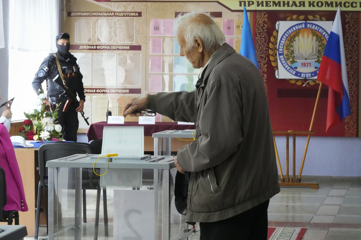 Staged referendum in occupied regions of Ukraine