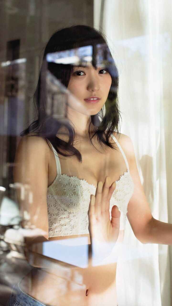 菅井友香 下着