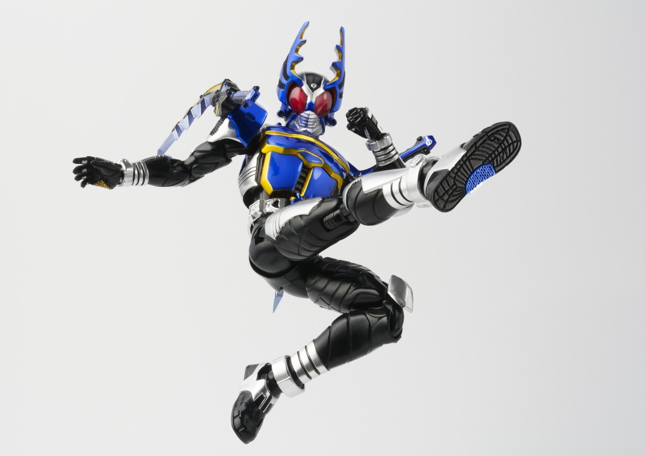 真骨彫製法「仮面ライダーガタック」＆「カブトエクステンダー
