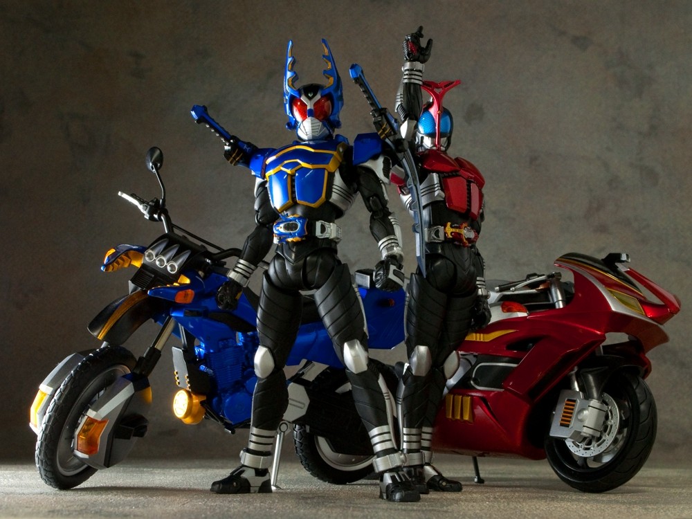 仮面ライダーガタック専用マシン「S.H.Figuarts ガタック 仮面ライダーガタック専用マシン「S.H.Figuarts ガタック
