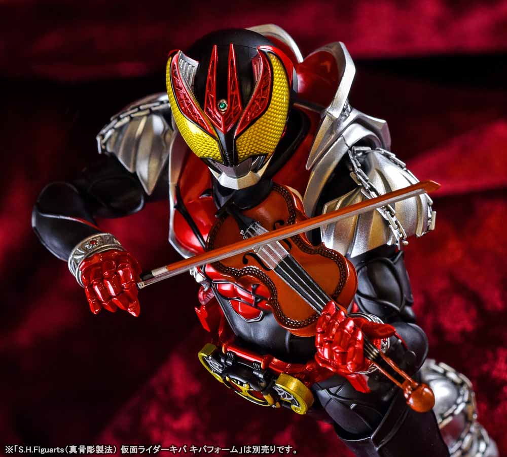 バンダイ 仮面ライダーキバ キバフォーム