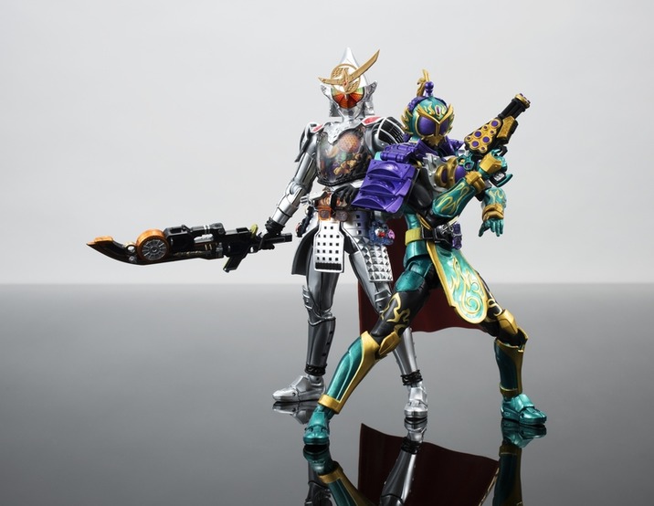 S.H.Figuarts 仮面ライダー鎧武 極アームズ