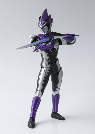 SHF ULTRAMAN BLU WIND_03