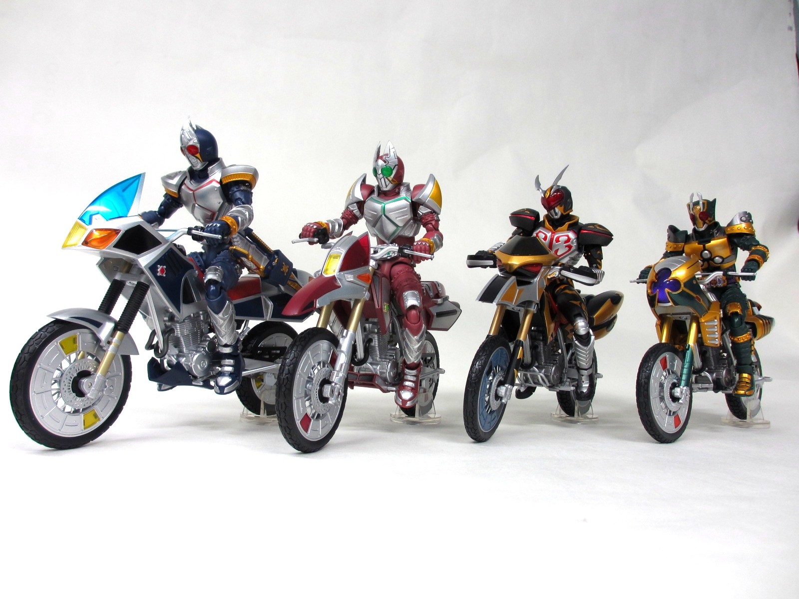 魂ウェブ 限定 S.H.Figuarts 仮面ライダー 剣 シャドーチェイサー 新