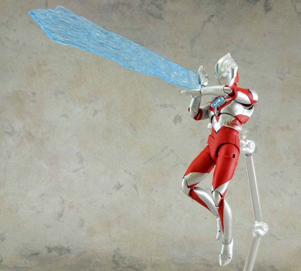 フィギュアーツ　ウルトラマンオーブ　オリジンザファースト mqdefault.jpg