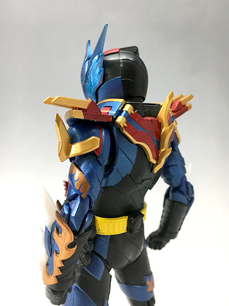 BANDAI - shフィギュアーツ仮面ライダーグレートクローズ 抽選販売】S.H.Figuarts 仮面ライダーグレートクローズ | 仮面