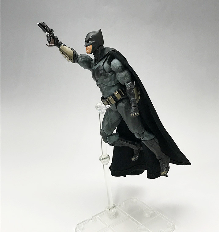 超人集結!発売直前の S.H.Figuarts バットマン(JUSTICE LEAGUE 超人集結!発売直前の S.H.Figuarts バットマン(JUSTICE LEAGUE