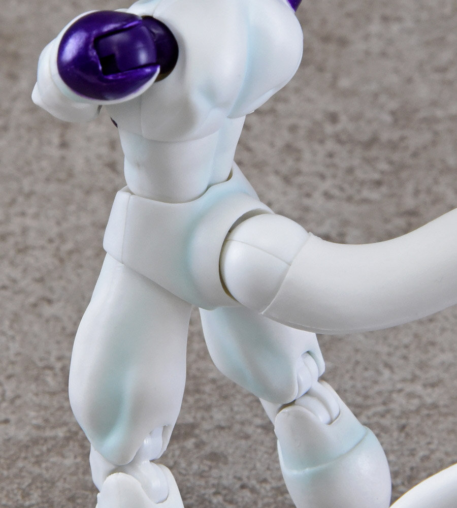 S.H.Figuarts フリーザ 最終形態-復活- | 魂ウェブ